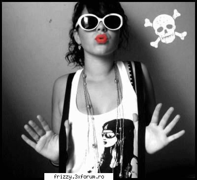 ====......Amanda....==== - Poi...Yooooo - Albume
