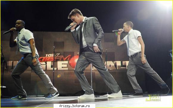 jesse.. - Poi...Yooooo - Albume