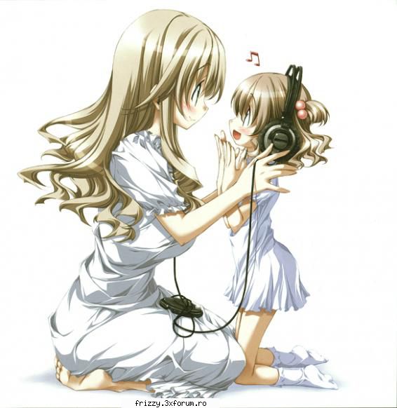s: eu foarte mica cu mama sarah